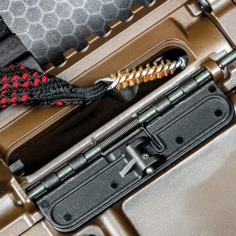 Sznur do czyszczenia przewodu lufy Real Avid Bore Boss do .223 / 5.56 mm Real Avid