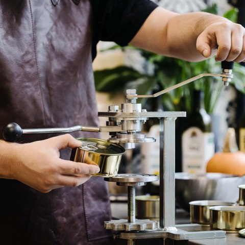 Zamykarka ręczna do puszek Nel RealHunter