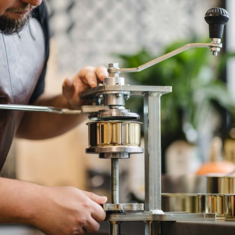 Zamykarka ręczna do puszek Nel RealHunter