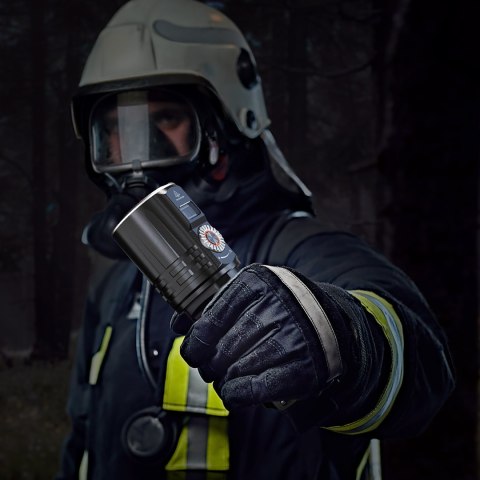 Latarka LED Fenix LR36R Fenix