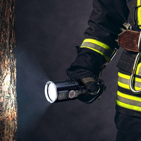 Latarka LED Fenix LR36R Fenix