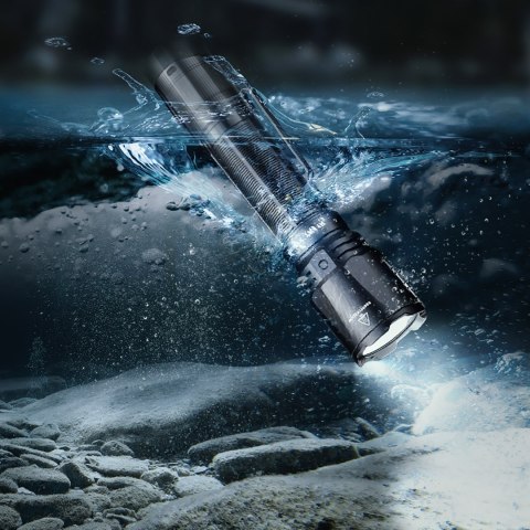 Latarka taktyczna LED Fenix TK11R Fenix