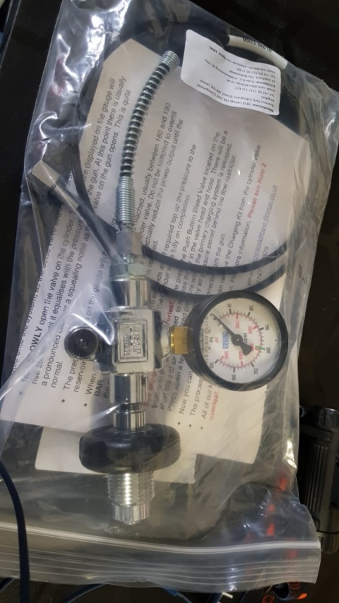 Przetoczka Charging kit Best Fittings DIN 200/300 bar przetoczka do ładowania karabinków