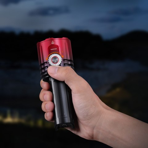 Latarka LED Fenix LR35R PRO (Koń) czarna edycja limitowana Fenix