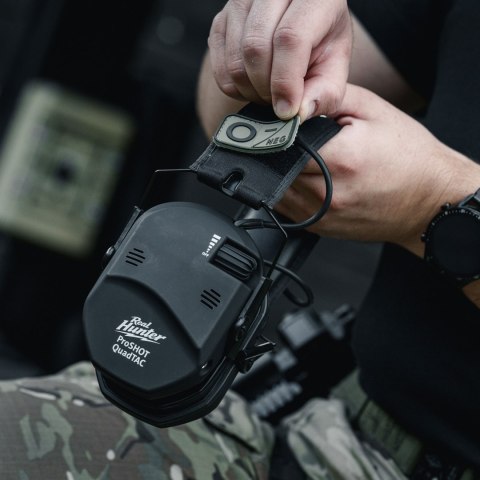 Ochronniki słuchu aktywne RealHunter Active ProSHOT QuadTAC czarne RealHunter