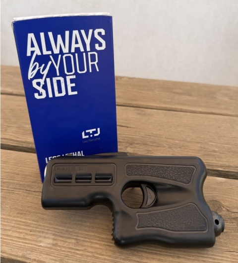 Pistolet RAM Chiappa LTL Delta 1.50 7,5J Black