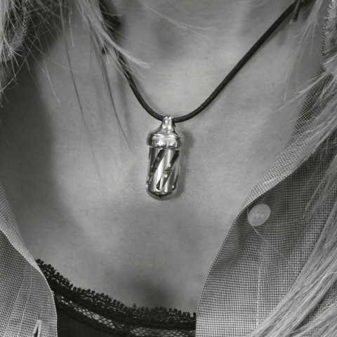 Brelok z kośćmi Lionsteel Acorn Dice, Steel (DD IN) LionSteel