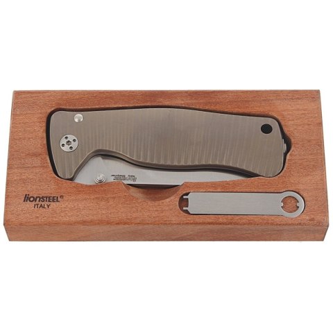 Nóż składany LionSteel SR2 Bronze Titanium, Satin Sleipner by Molletta (SR2 B) LionSteel