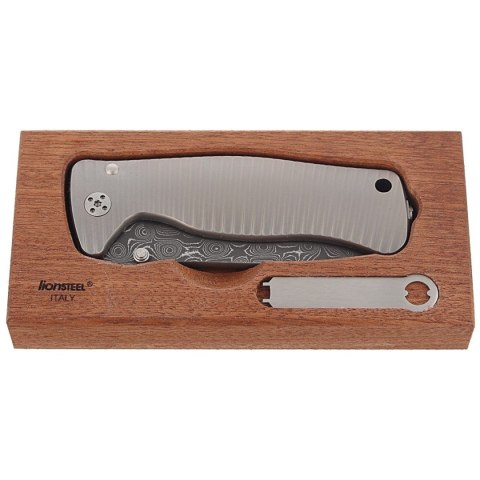 Nóż składany LionSteel SR2 Grey Titanium, RainDrop Chad Nichols Damascus by Molletta (SR2DR G) LionSteel