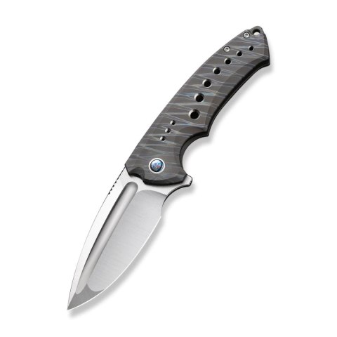 Nóż WE Knife Nexusia LE No ???/150 Tiger Stripe Titanium, Hand Satin CPM 20CV (WE22044-3) WE Knife