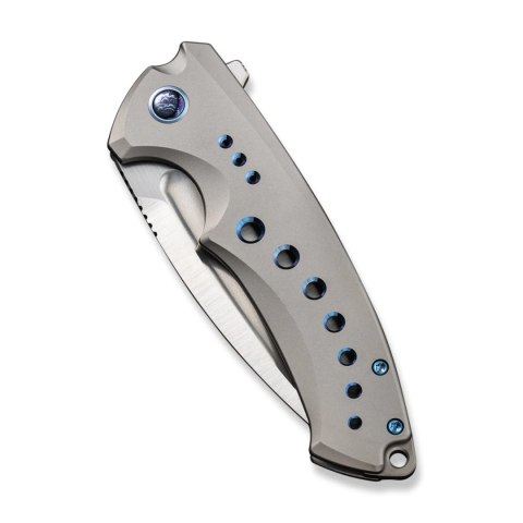 Nóż WE Knife Nexusia LE No ???/155 Gray Titanium, Hand Satin CPM 20CV (WE22044-2) WE Knife