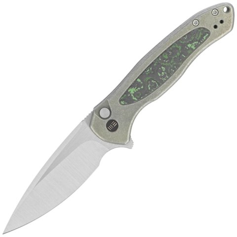 Nóż składany WE Knife Button Lock Kitefin LE No 110/157 Green Titanium/Jungle Wear Fat Carbon, Hand Polished Satin CPM 20CV (WE1 WE Knife
