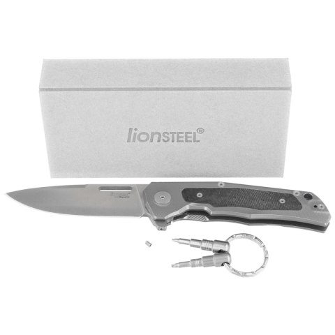 Nóż składany LionSteel Q4ttro Gray Titanium/ Fat Carbon, Satin MagnaCut by Molletta (Q4 GY) LionSteel