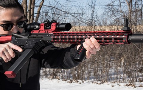 Chwyt przedni Leapers UTG Super Slim M-LOK pionowy, czarny Leapers