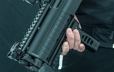 Chwyt przedni Leapers UTG Super Slim Picatinny pionowy czarny Leapers