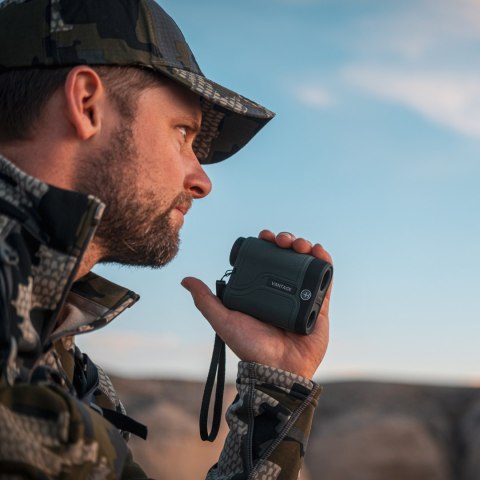 Dalmierz laserowy Hawke Vantage LRF 900 Hawke Optics