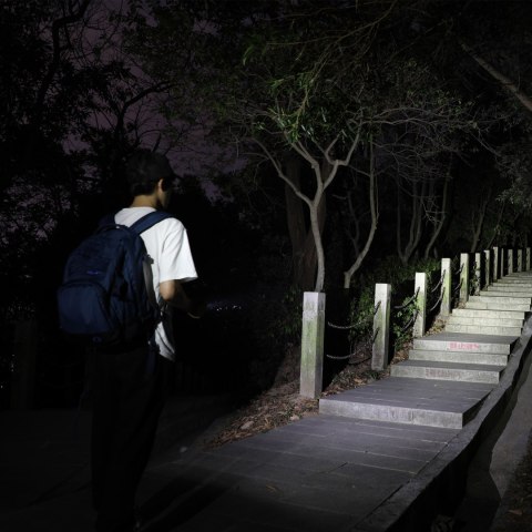 Długopis z latarką Fenix T6 czarny Fenix