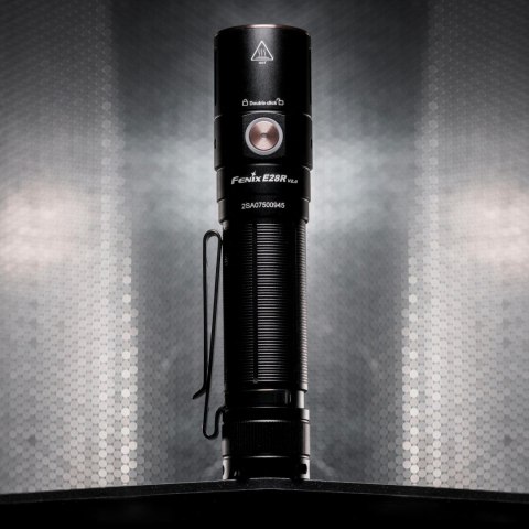 Latarka LED Fenix E28R V2.0 Fenix