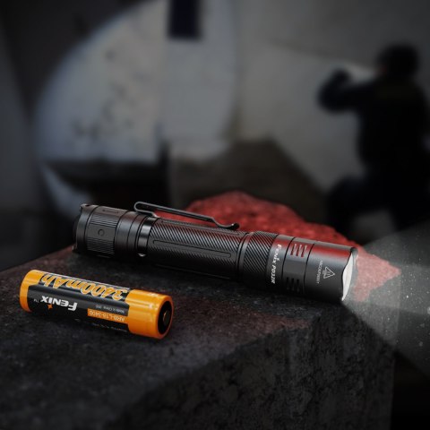 Latarka taktyczna LED Fenix PD32R Fenix
