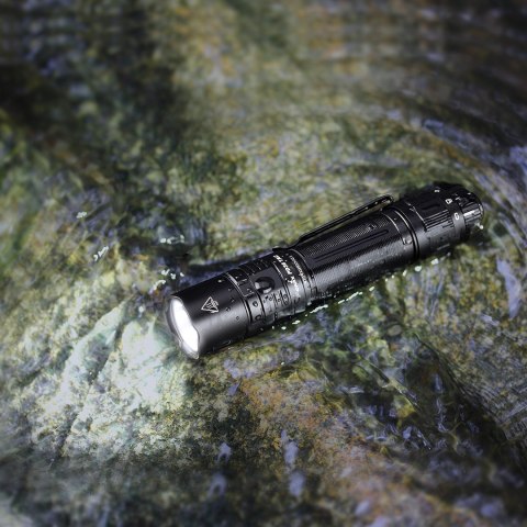 Latarka taktyczna LED Fenix PD36 Tac Fenix