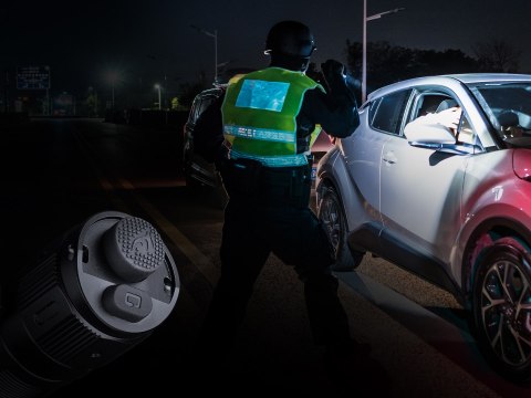 Latarka taktyczna LED Fenix TK16 V2.0 czarna Fenix