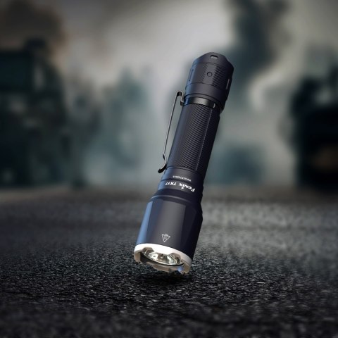 Latarka taktyczna LED Fenix TK17 czarna Fenix