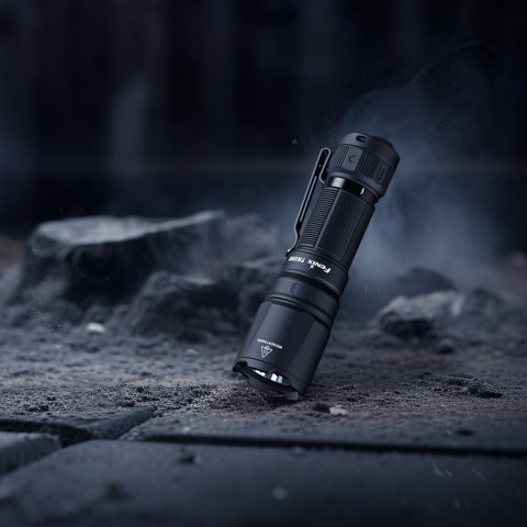 Latarka taktyczna LED TK05R Fenix