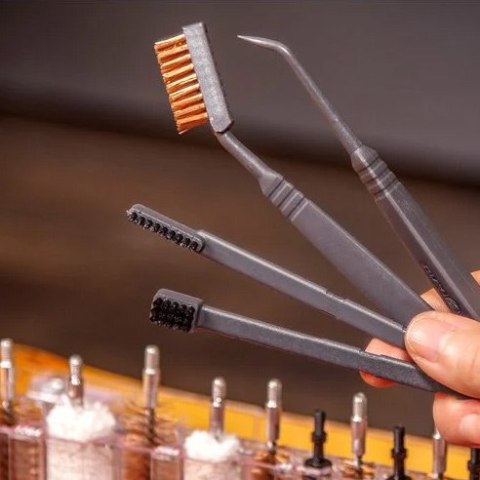 Mata rusznikarska Real Avid z zestawem narzędzi Master Cleaning Station AVMCS-U Real Avid