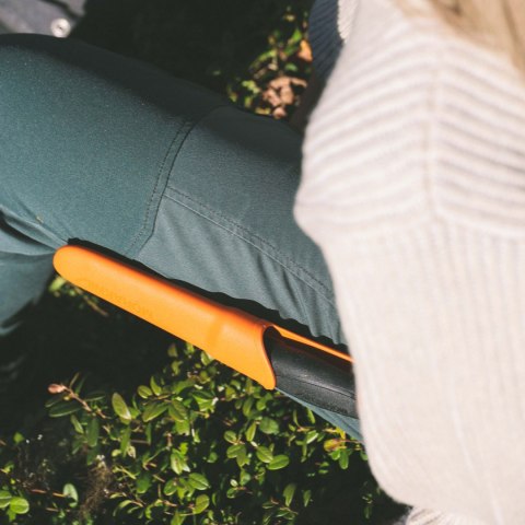 Nóż Morakniv Companion ciemno pomarańczowy stal nierdzewna Morakniv