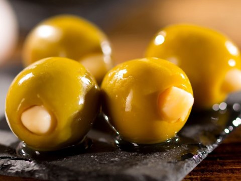 Oliwki Królewskie nadziewane czosnkiem 300 g Kocham Oliwki
