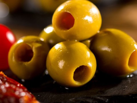 Oliwki Królewskie z suszonymi pomidorami i kaparami 300 g Kocham Oliwki