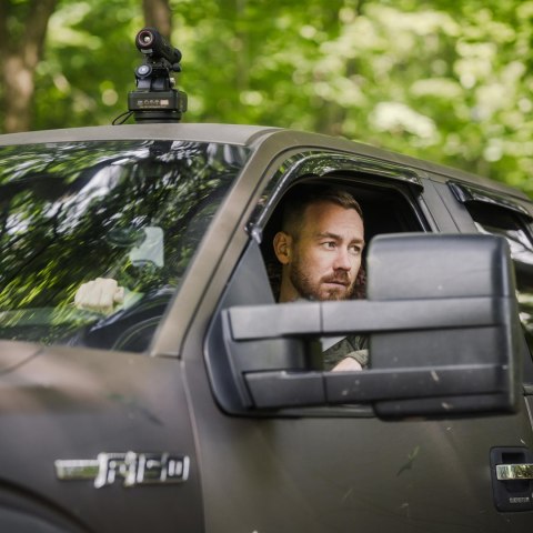 Statyw zdalnie sterowany gimbal samochodowy OWL Pro 365 do kamery termowizyjnej Outdoor Tech Innovations